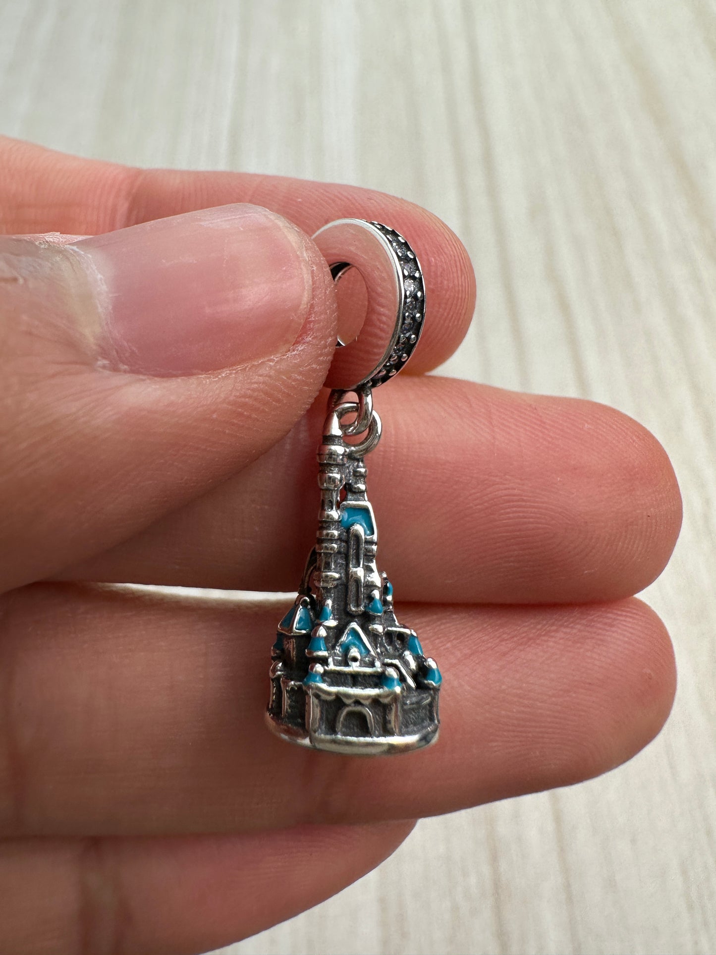 Charm Colgante Castillo DisneyLand Hong Kong