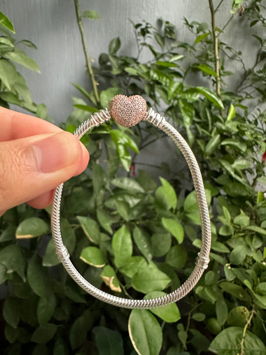 Brazalete Flexible Cierre Corazón Centelleante Oro Rosa