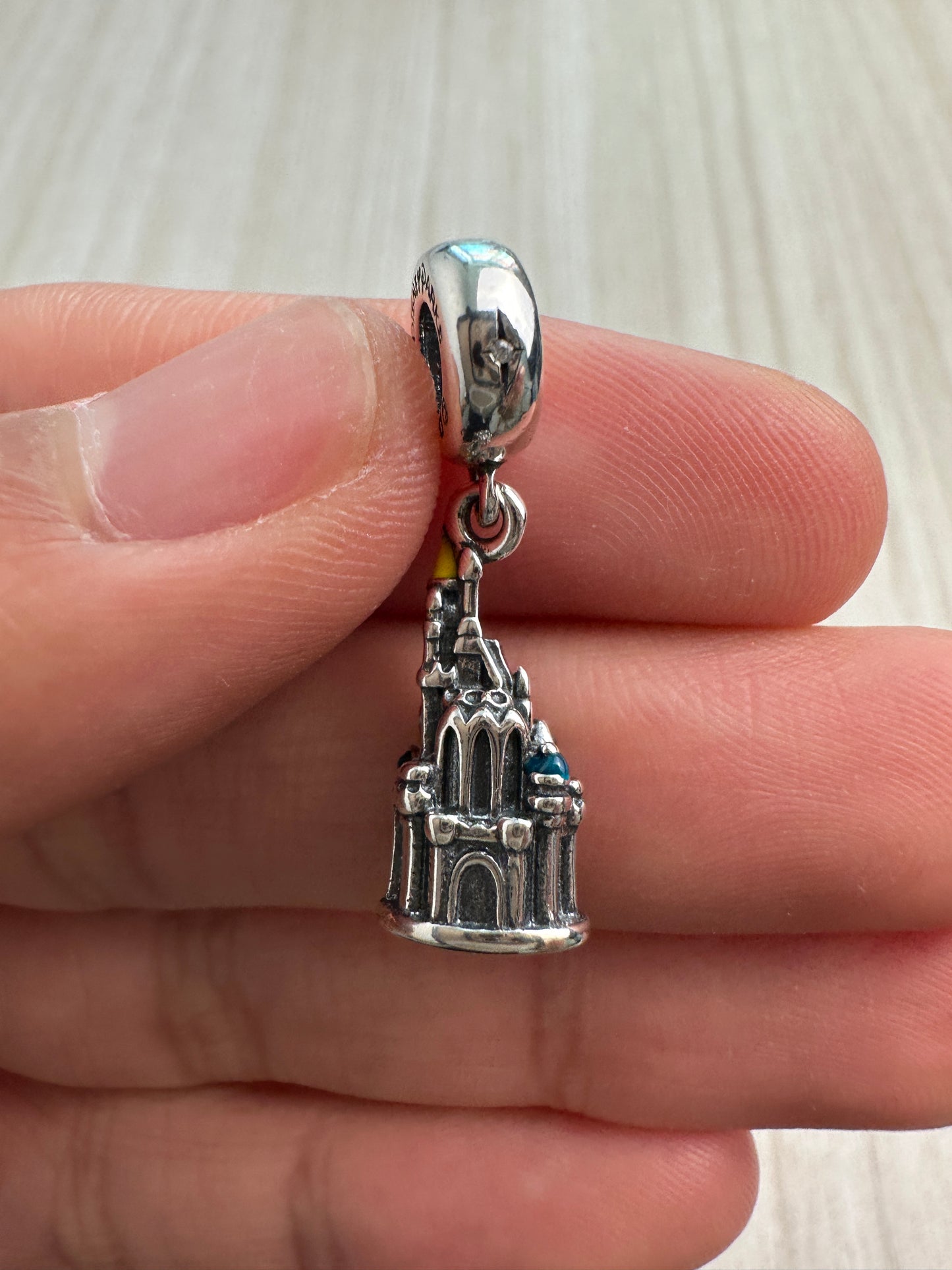 Charm Colgante Castillo Disney Resort Tokio 2